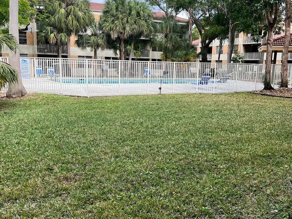 $2,100 | 8266 Northwest 24th Street, Unit 8266, Coral Springs, FL 33065