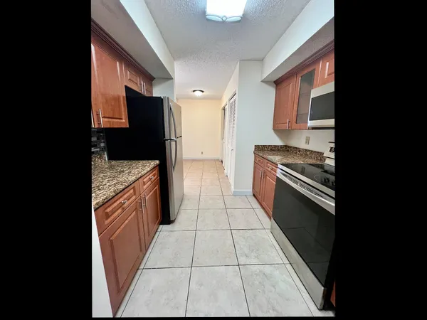 $2,100 | 8266 Northwest 24th Street, Unit 8266, Coral Springs, FL 33065