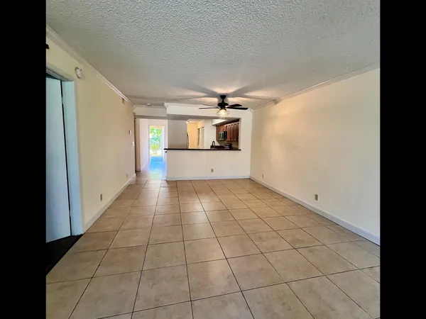 $2,100 | 8266 Northwest 24th Street, Unit 8266, Coral Springs, FL 33065