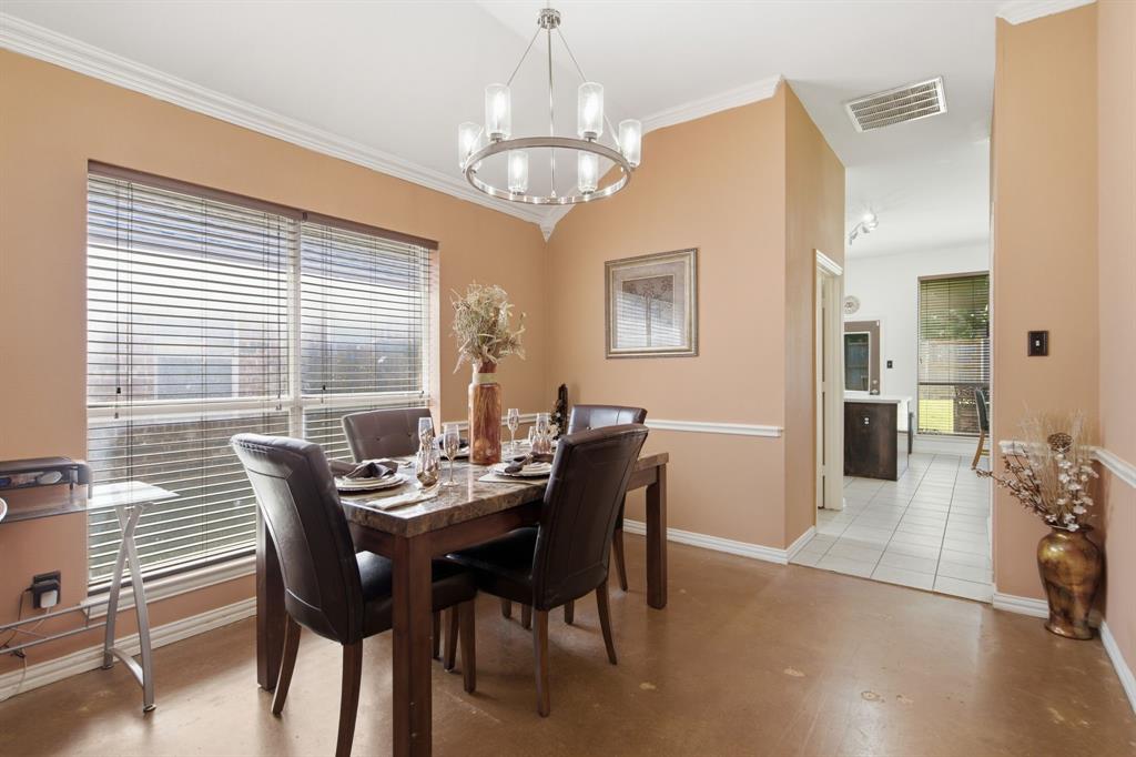 305 Ravenna Road Lake Dallas, TX 75065 - Photo 18 of 39 Gallery Image 18