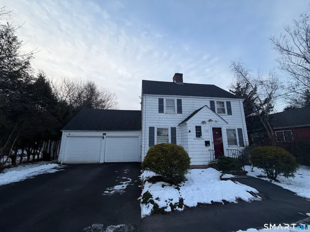 $3,000 | 130 Spring Street, Glastonbury, CT 06033