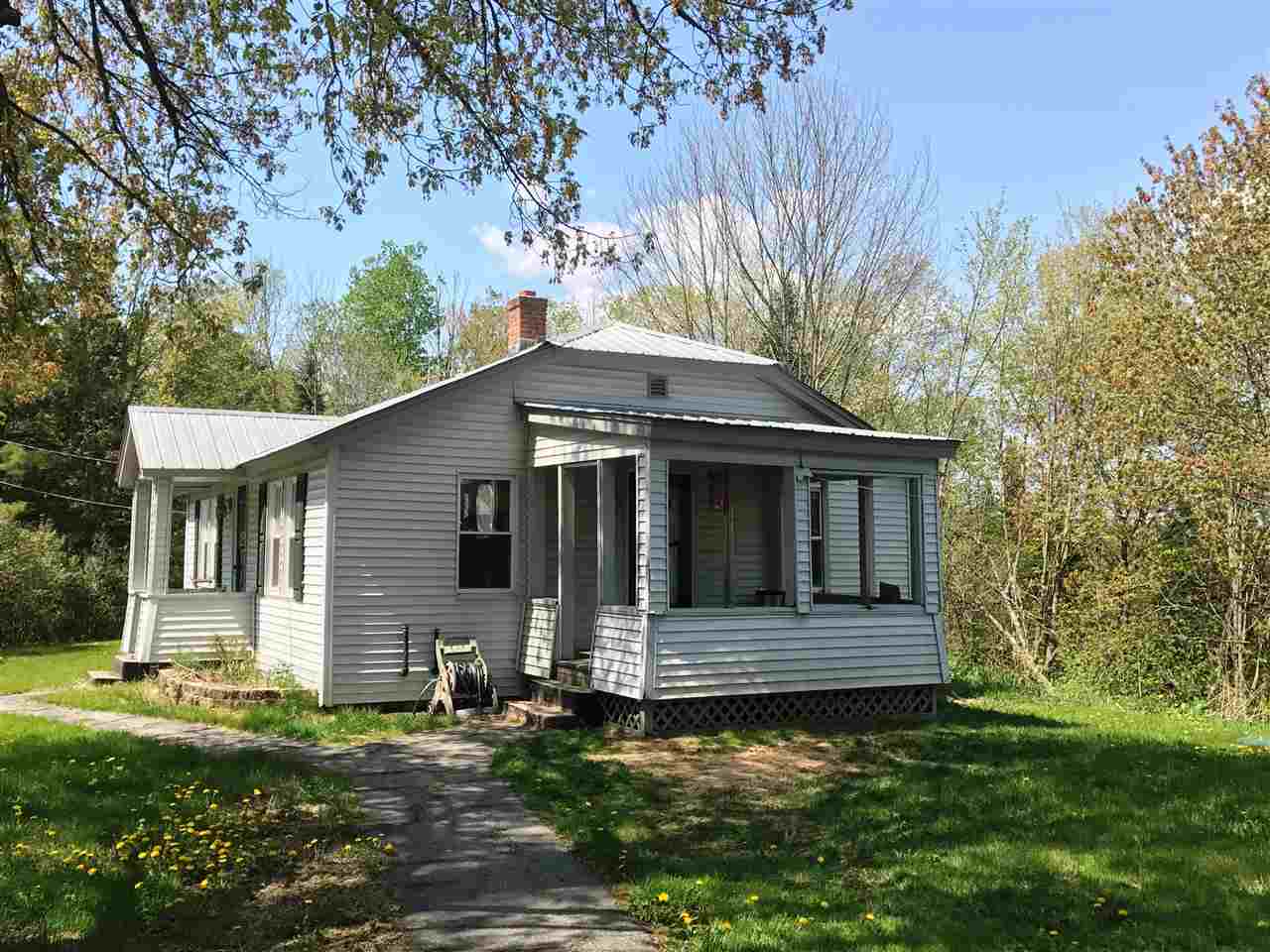 531 Dalton Road Dalton, NH 03598 - Photo 1 of 29