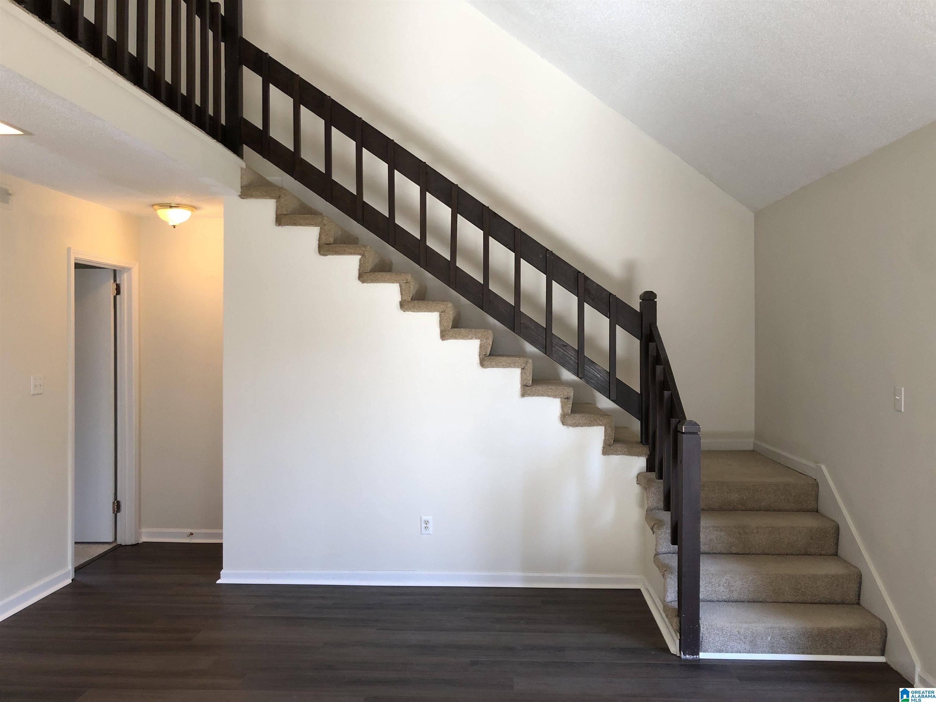 5556 Hampton Road Birmingham, AL 35210 - Photo 10 of 42