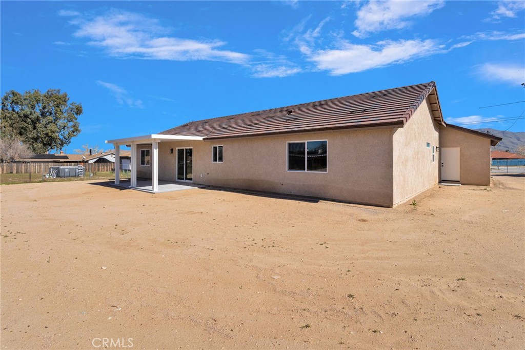 9432 Wasco Hesperia, CA 92345 - Photo 42 of 45 a view of a house with wooden fence
