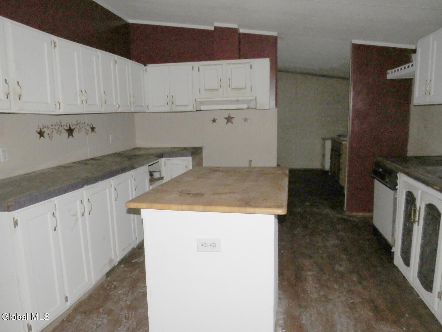 191 Meehan Road Mechanicville, NY 12118 - Photo 26 of 74 IMG_0020.JPG_21