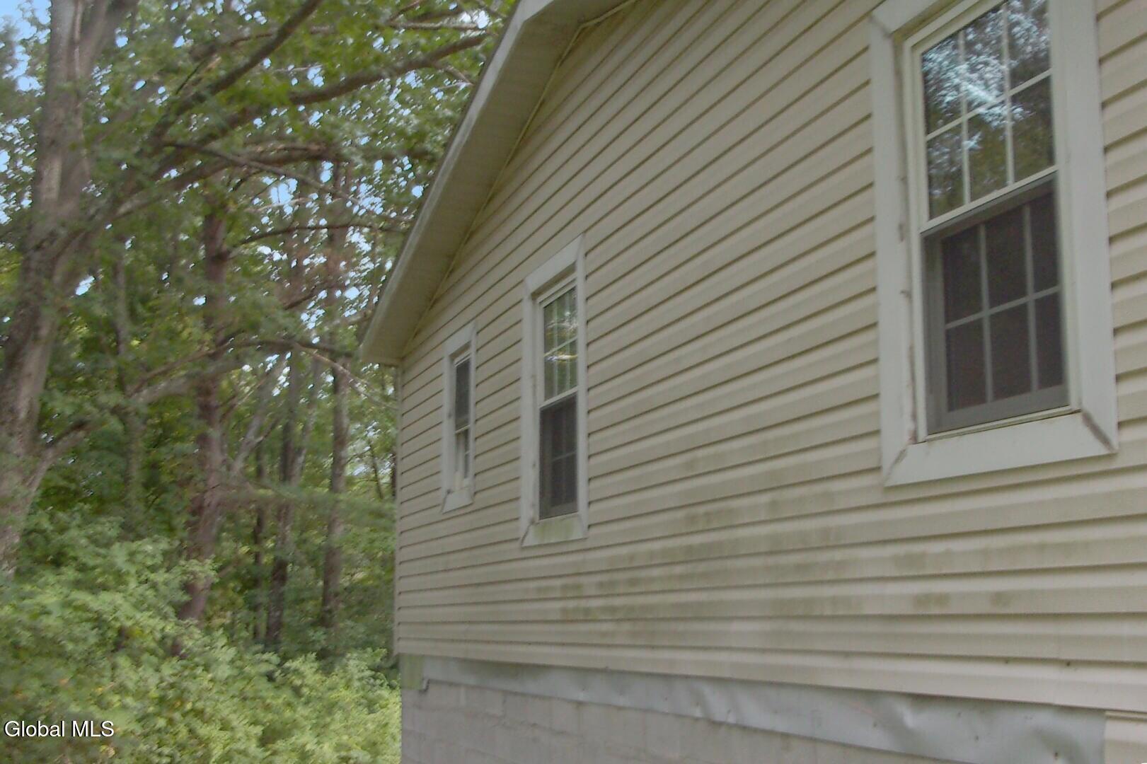 191 Meehan Road Mechanicville, NY 12118 - Photo 4 of 74 580_1344_(2).JPG_20