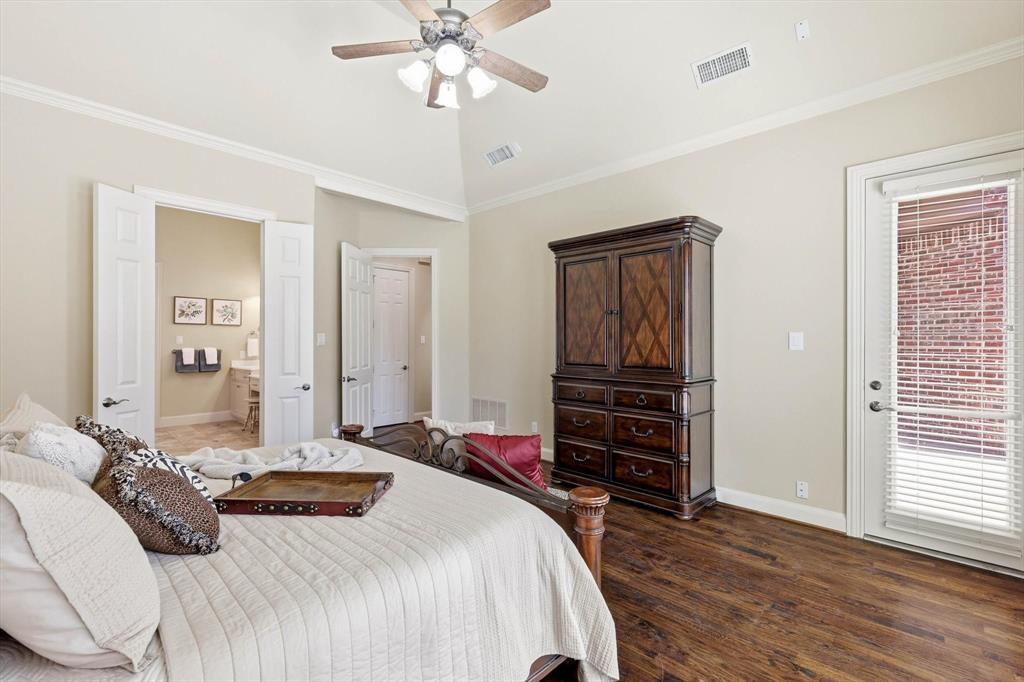 4629 Manor Way Flower Mound, TX 75028 - Photo 17 of 40
