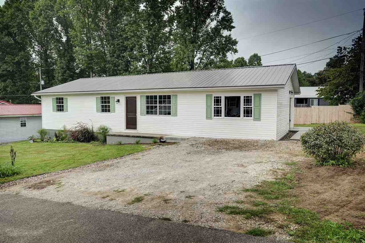 3 Russell Court Winfield, WV 25213 - Photo 2 of 27 Gallery Image 2