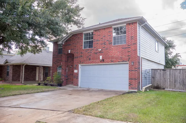 $259,950 | 6015 South Brenwood Drive, Katy, TX 77449