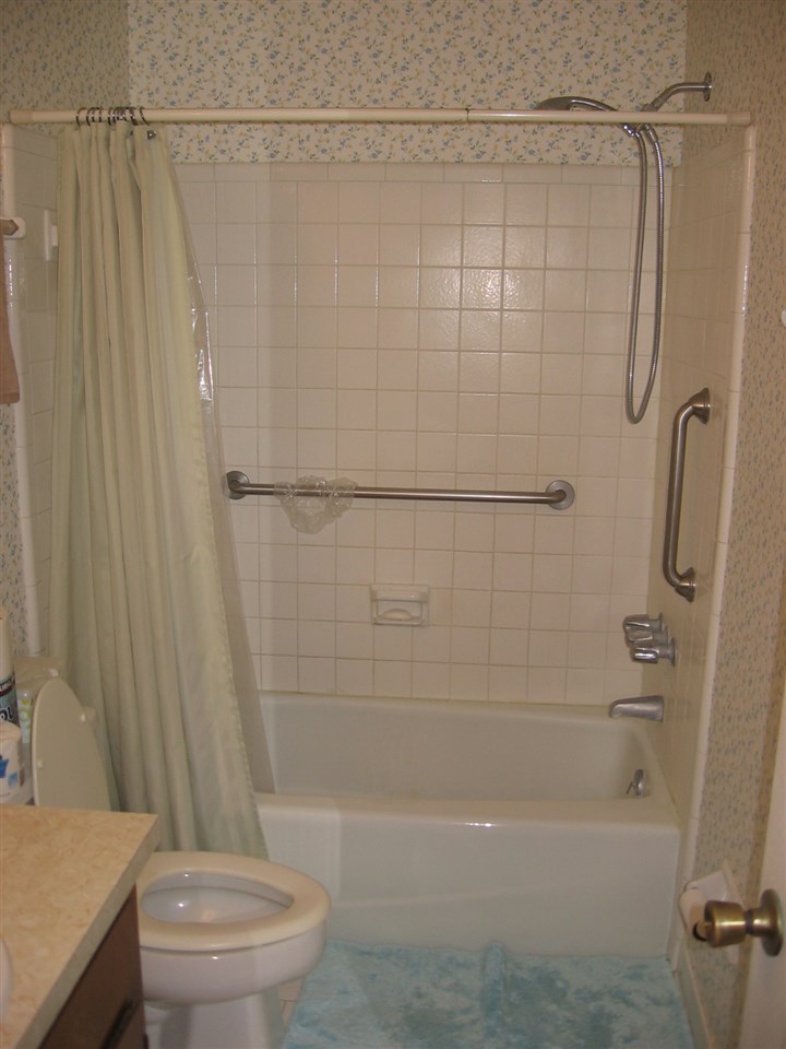 1328 Lansdowne Road Tallahassee, FL 32317 - Photo 3 of 23 Gallery Image 3