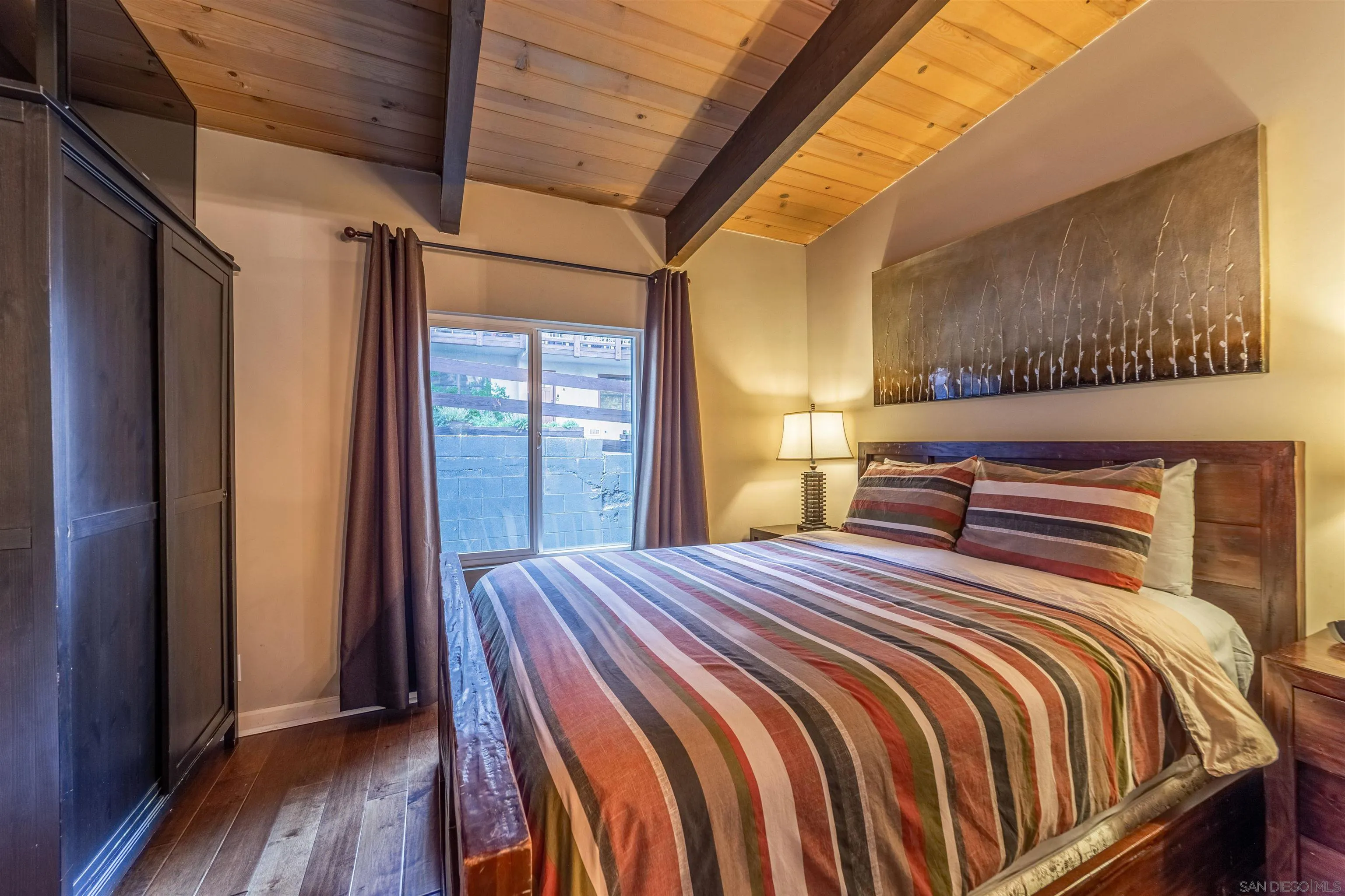 50 Hidden Valley Road, Unit 12 Mammoth Lakes, CA 93546 - Photo 13 of 43 Gallery Image 13