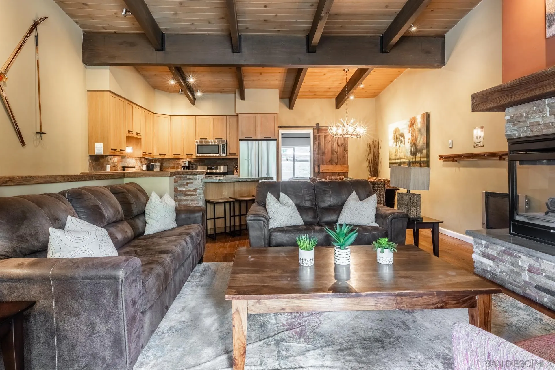 50 Hidden Valley Road, Unit 12 Mammoth Lakes, CA 93546 - Photo 2 of 43 Gallery Image 2