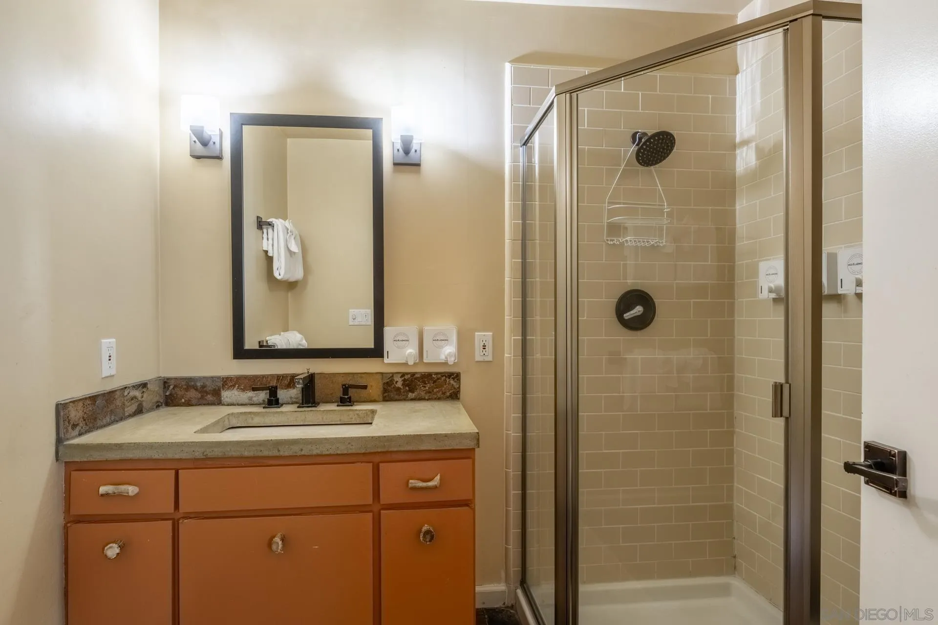 50 Hidden Valley Road, Unit 12 Mammoth Lakes, CA 93546 - Photo 25 of 43 Gallery Image 25