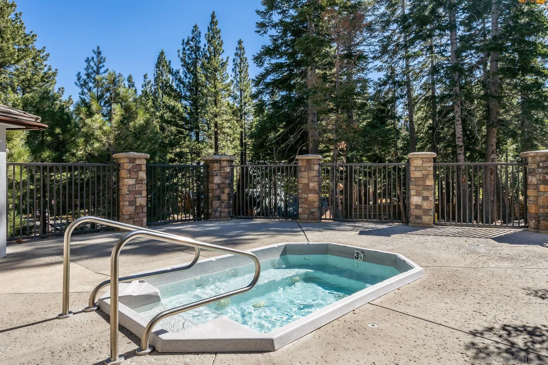 50 Hidden Valley Road, Unit 12 Mammoth Lakes, CA 93546 - Photo 29 of 43 Gallery Image 29