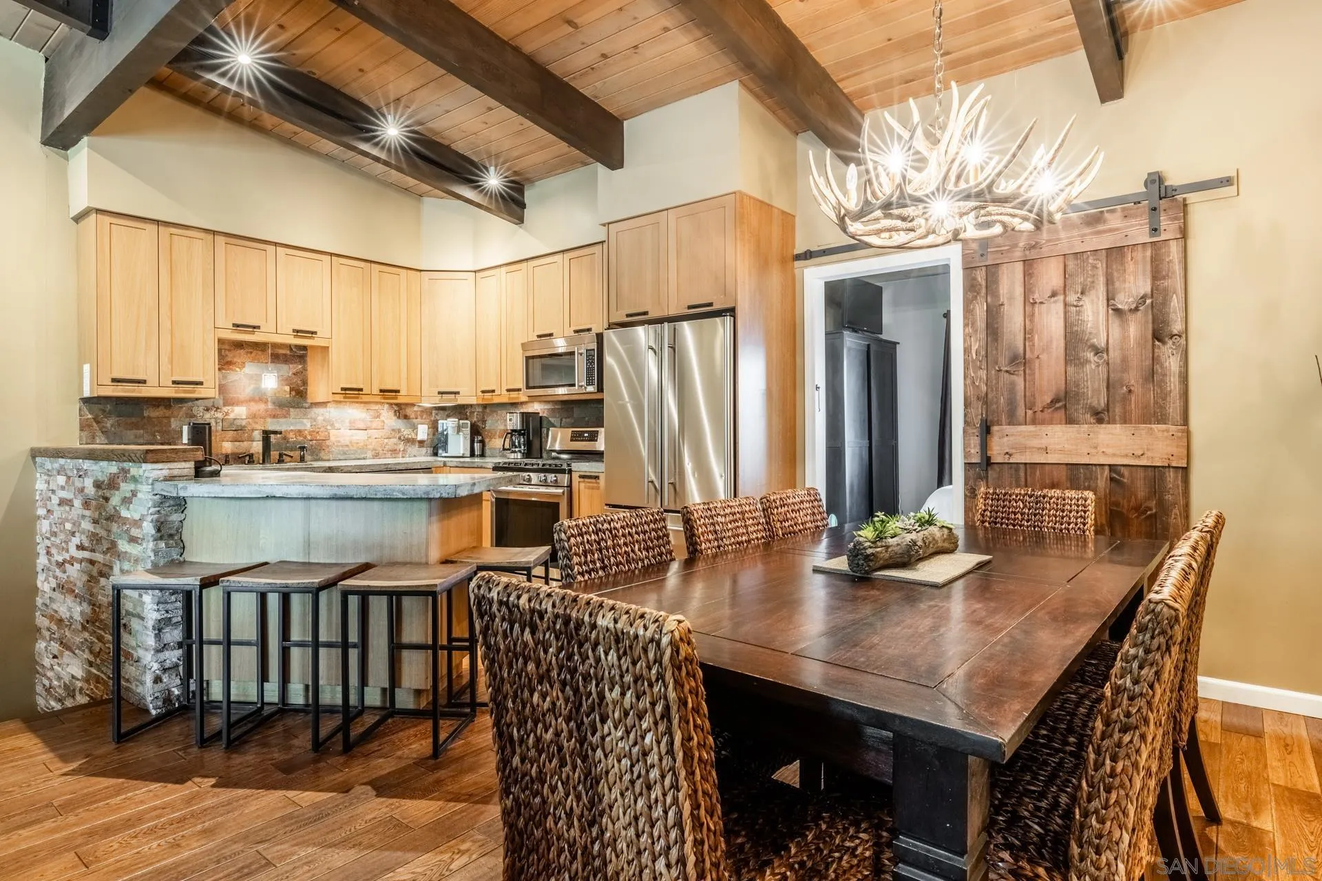 50 Hidden Valley Road, Unit 12 Mammoth Lakes, CA 93546 - Photo 7 of 43 Gallery Image 7
