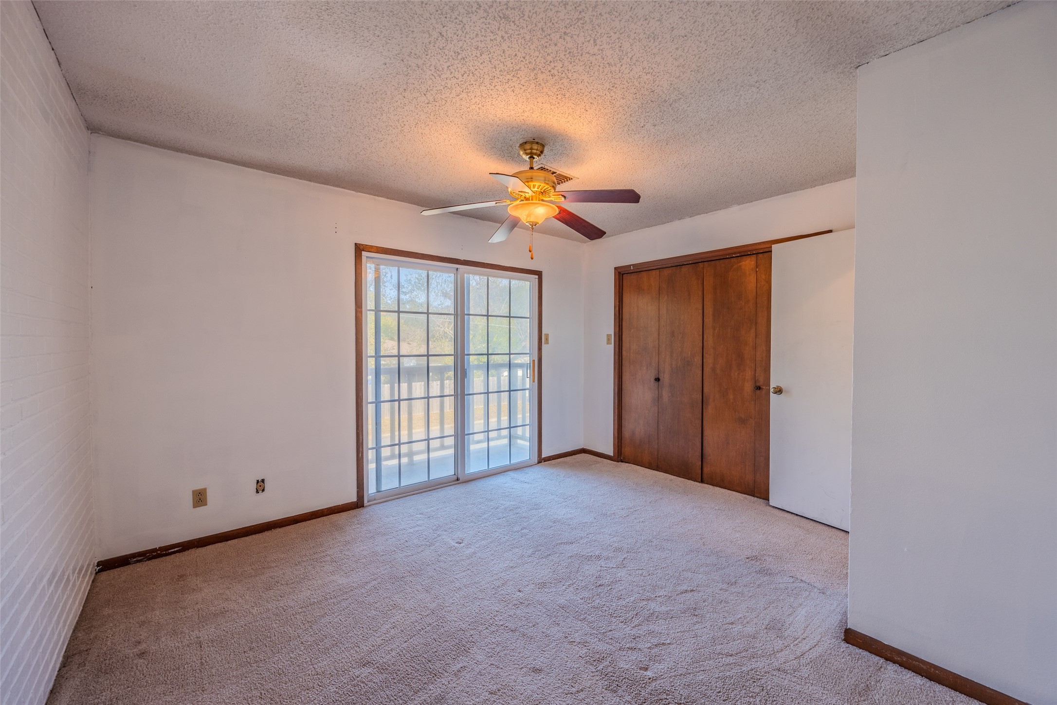2002 South Lubbock Street Brenham, TX 77833 - Photo 24 of 26 a view of an empty room with a window