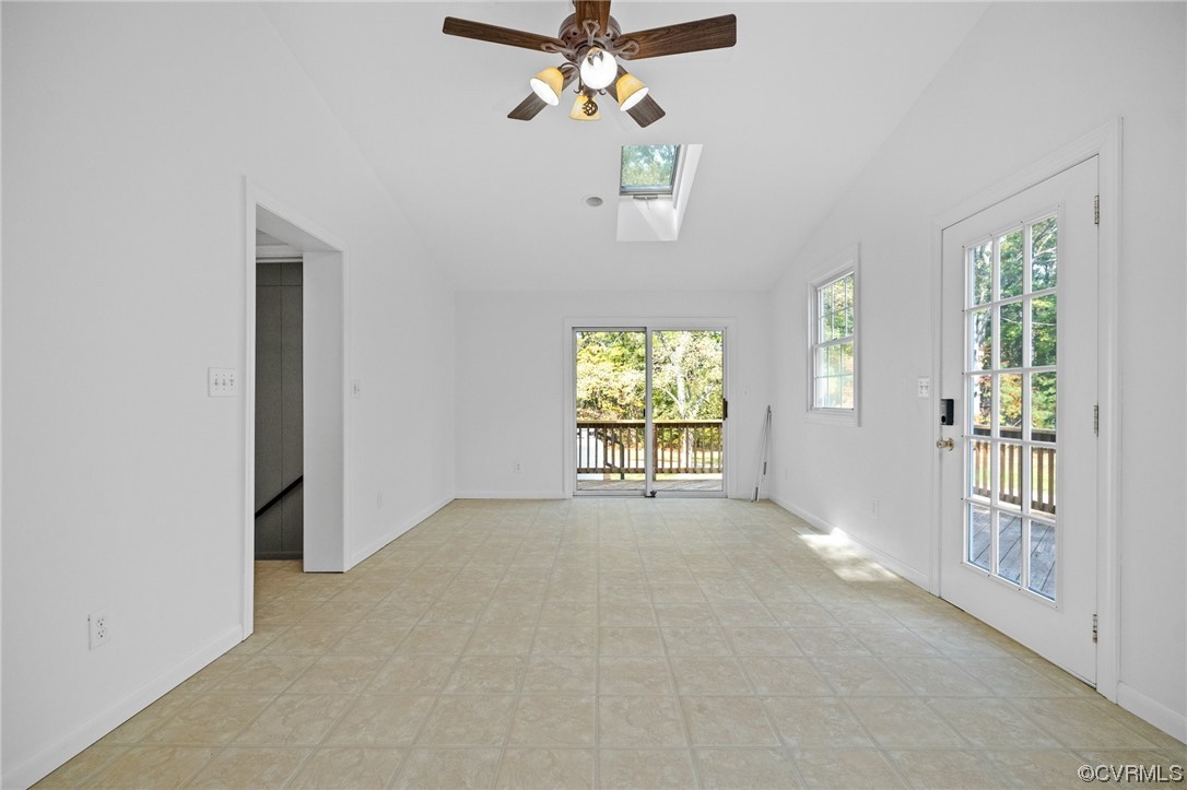 11252 Cauthorne Road Glen Allen, VA 23059 - Photo 14 of 45 an empty room with windows and fan