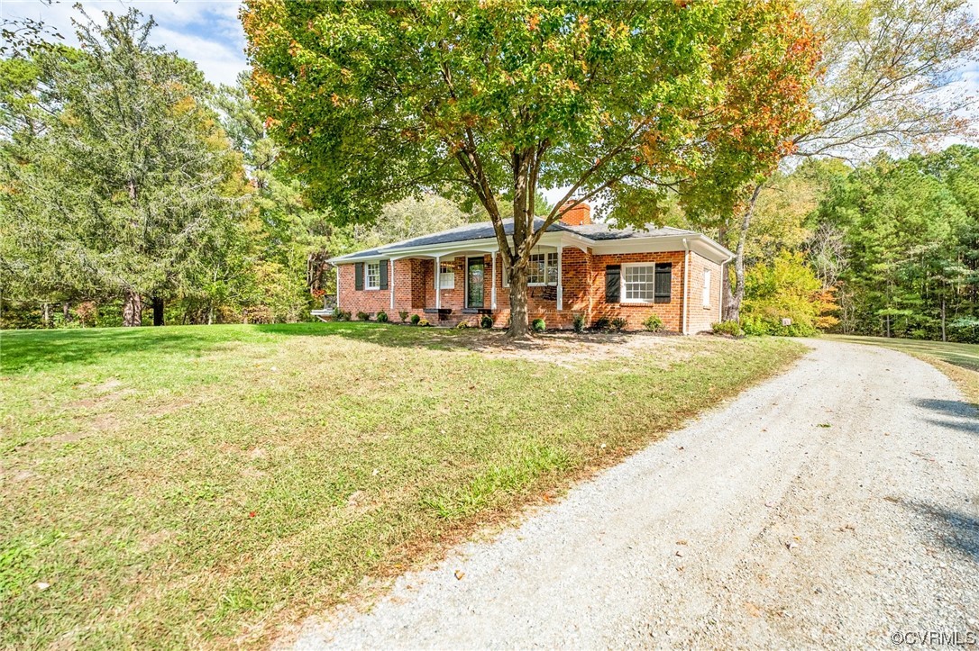 11252 Cauthorne Road Glen Allen, VA 23059 - Photo 4 of 45 front view of a house with a yard