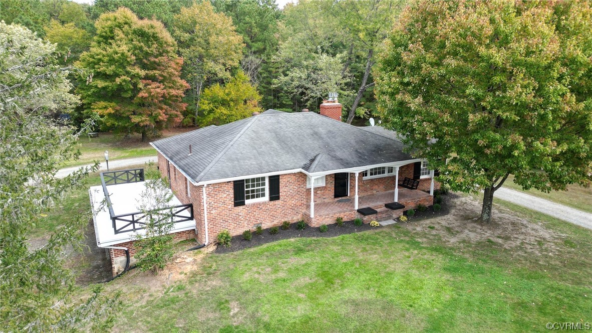 11252 Cauthorne Road Glen Allen, VA 23059 - Photo 42 of 45 an aerial view of a house with garden