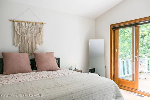 $799,000 | 2 Romney Way, Cottekill, NY 12419