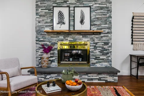 $799,000 | 2 Romney Way, Cottekill, NY 12419