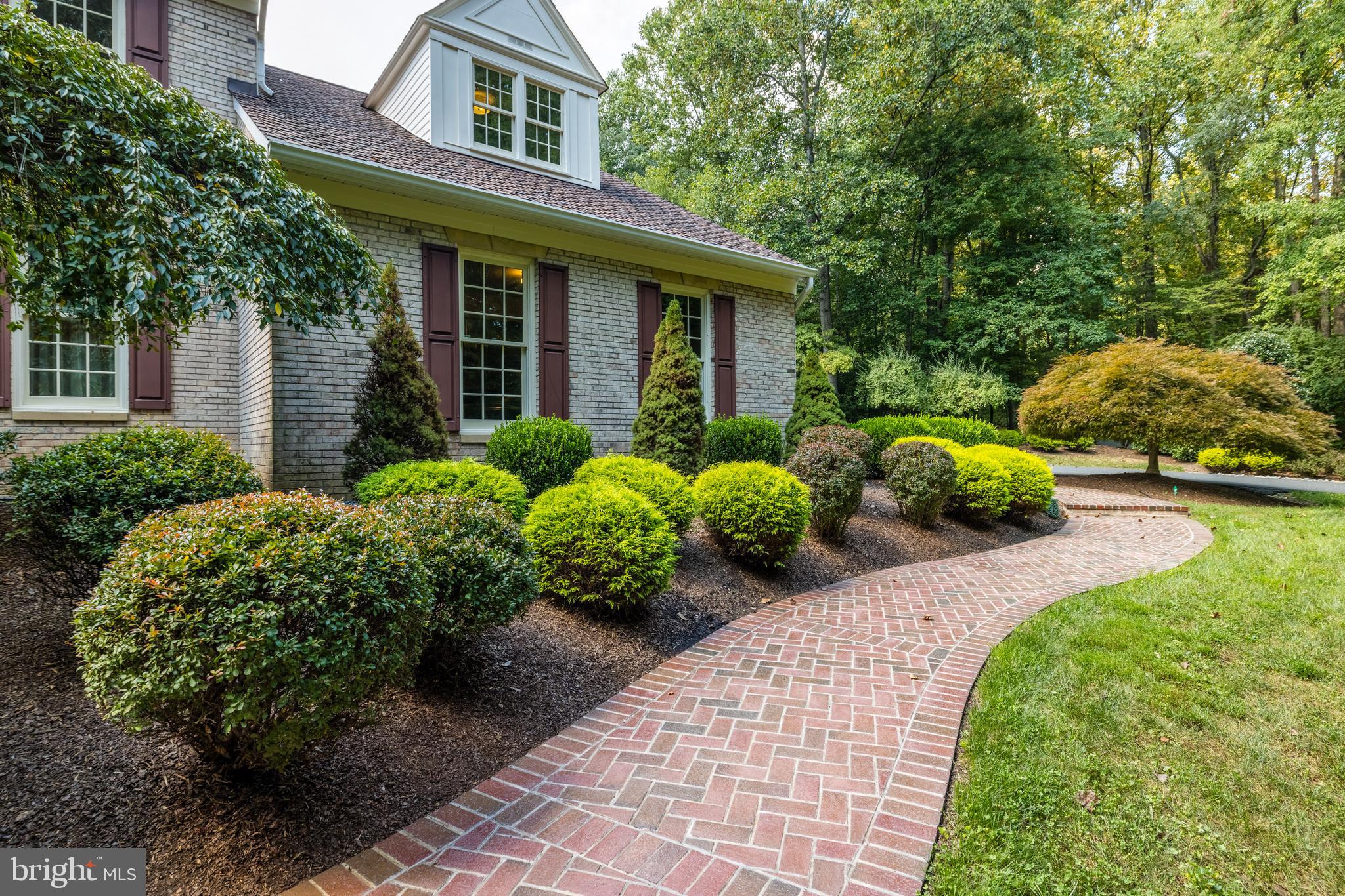 5501 West Ridge View Drive Fairfax, VA 22030 - Photo 4 of 83