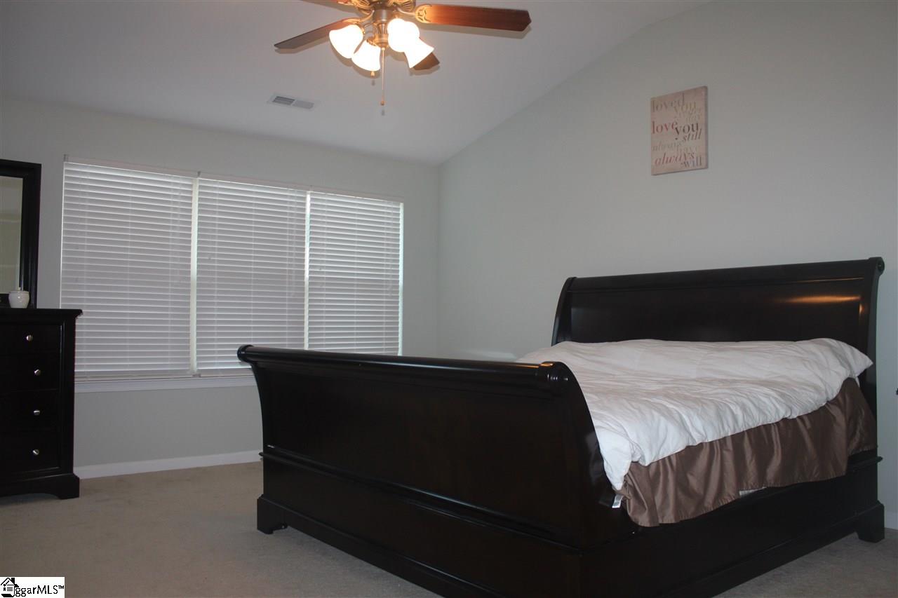 135 Autumn Hill Road Greer, SC 29651 - Photo 8 of 15 Gallery Image 8
