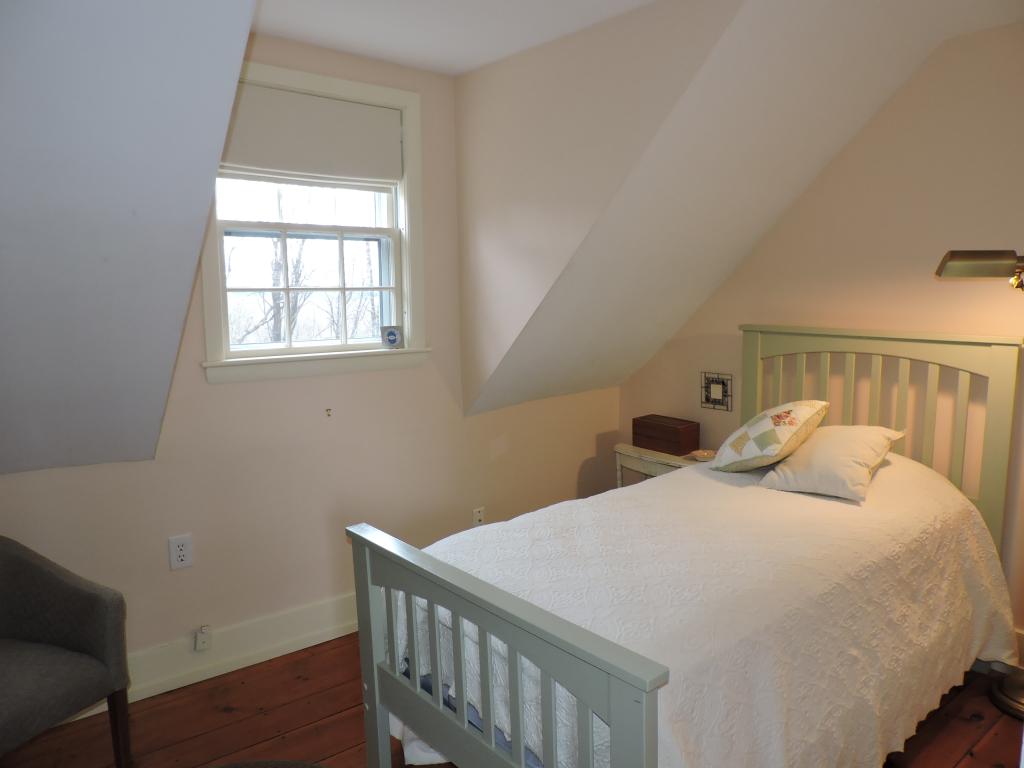 19 Chestnut Court Concord, NH 03301 - Photo 15 of 22