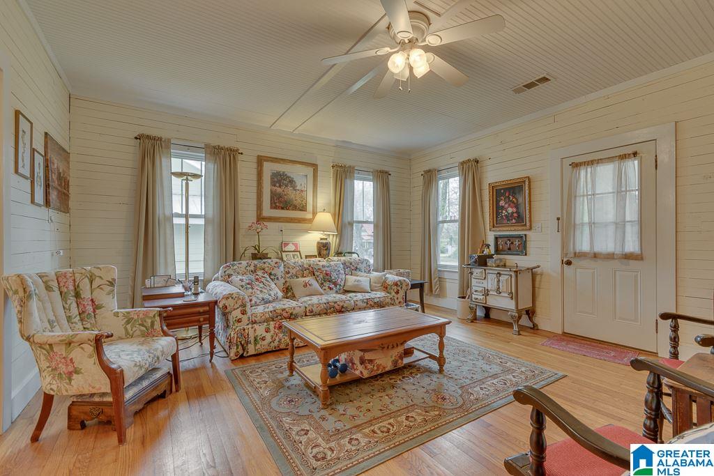 602 8th Street North Clanton, AL 35045 - Photo 10 of 44