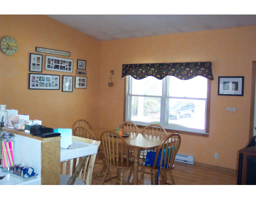 43 Fairview Park Road Sturbridge, MA 01566 - Photo 3 of 4 Gallery Image 3