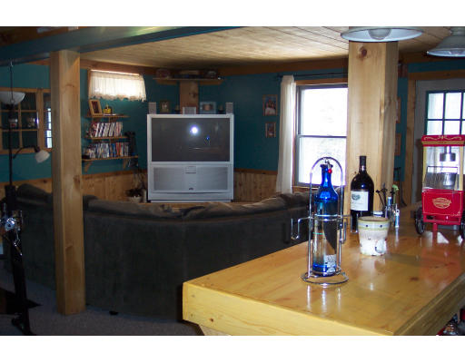 43 Fairview Park Road Sturbridge, MA 01566 - Photo 4 of 4 Gallery Image 4