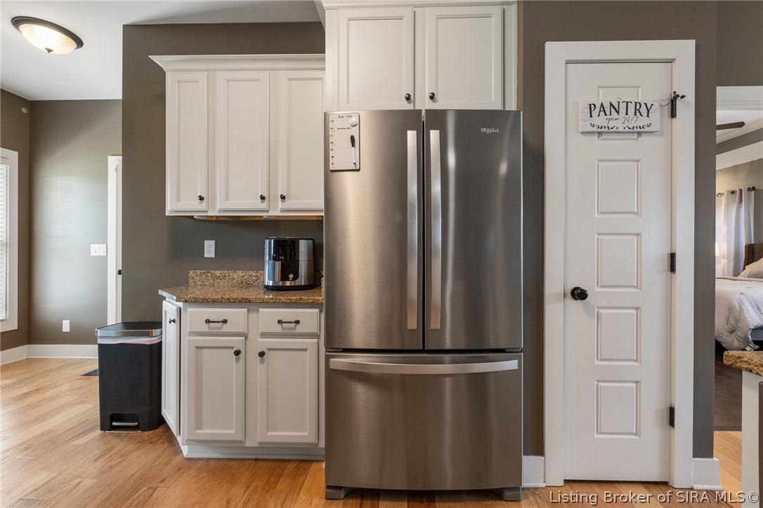 3102 Ambercrest Loop Jeffersonville, IN 47130 - Photo 12 of 53