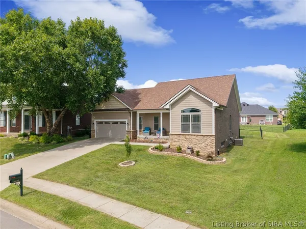 $430,000 | 3102 Ambercrest Loop, Jeffersonville, IN 47130