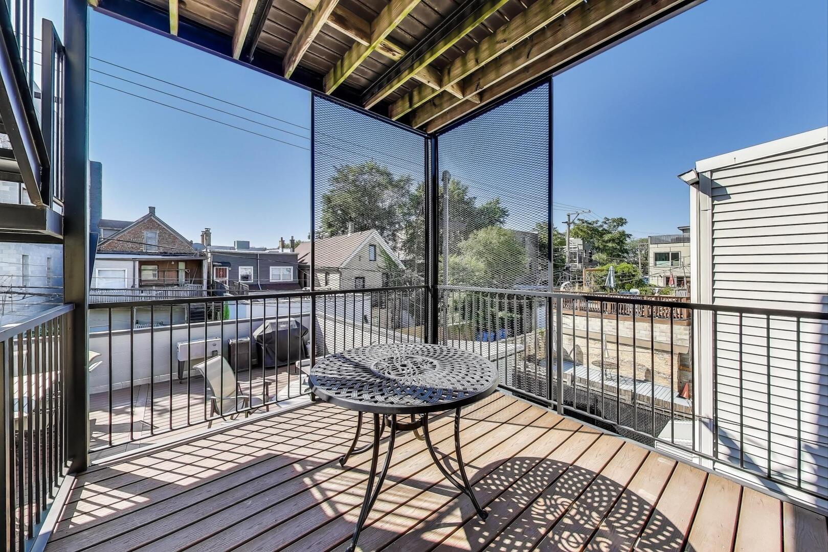 2237 West Race Avenue, Unit 2 Chicago, IL 60612 - Photo 13 of 31