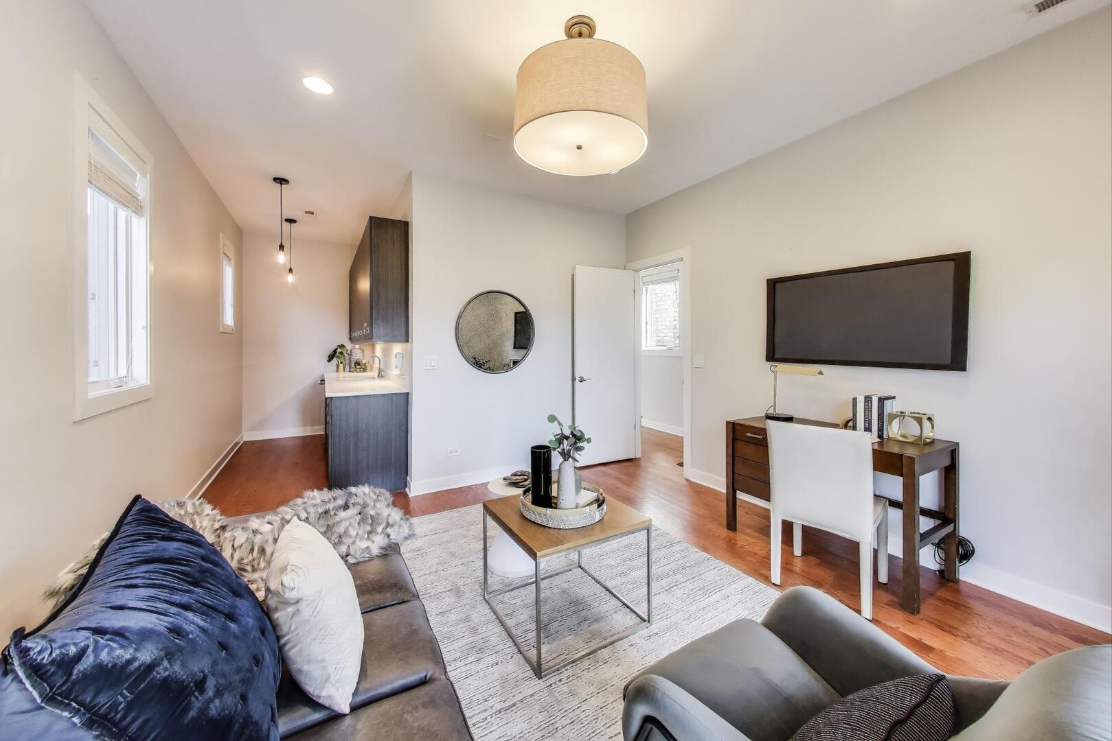 2237 West Race Avenue, Unit 2 Chicago, IL 60612 - Photo 10 of 31