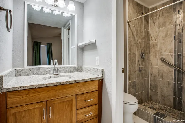 $1,700 | 13910 Thebes Circle, Universal City, TX 78148