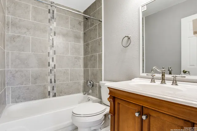 $1,700 | 13910 Thebes Circle, Universal City, TX 78148