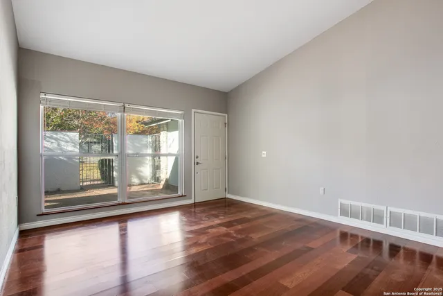 $1,700 | 13910 Thebes Circle, Universal City, TX 78148