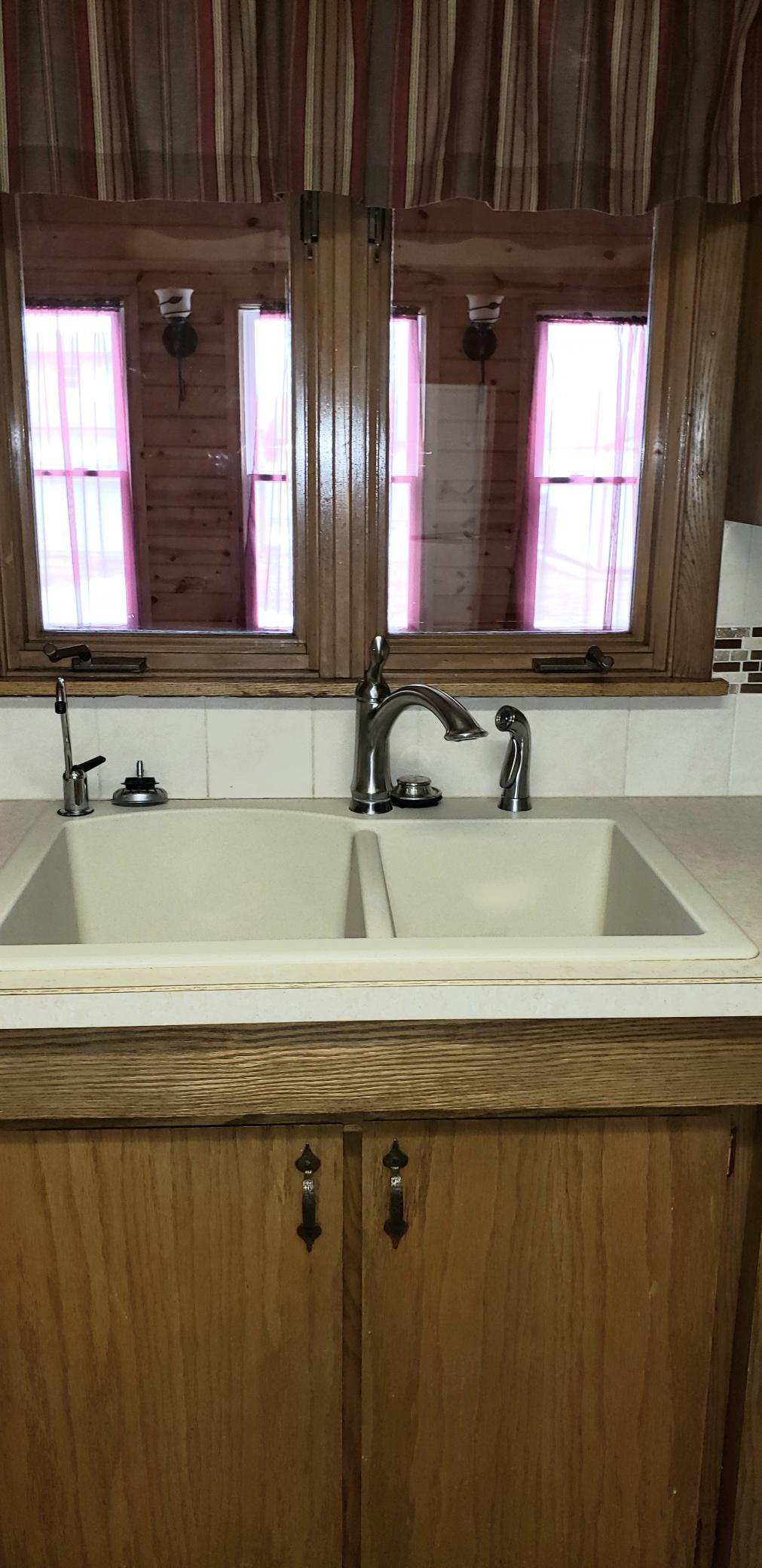 801 3rd Street Southwest Wells, MN 56097 - Photo 12 of 37