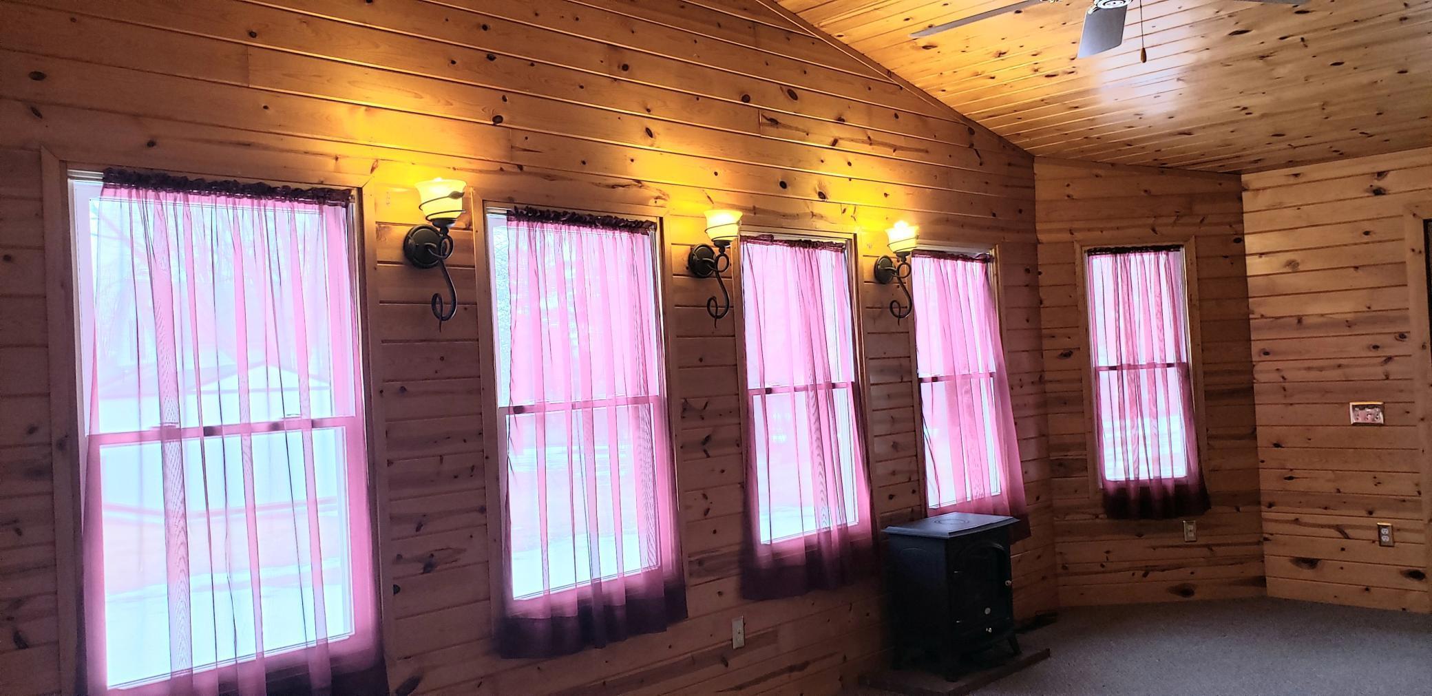 801 3rd Street Southwest Wells, MN 56097 - Photo 10 of 37