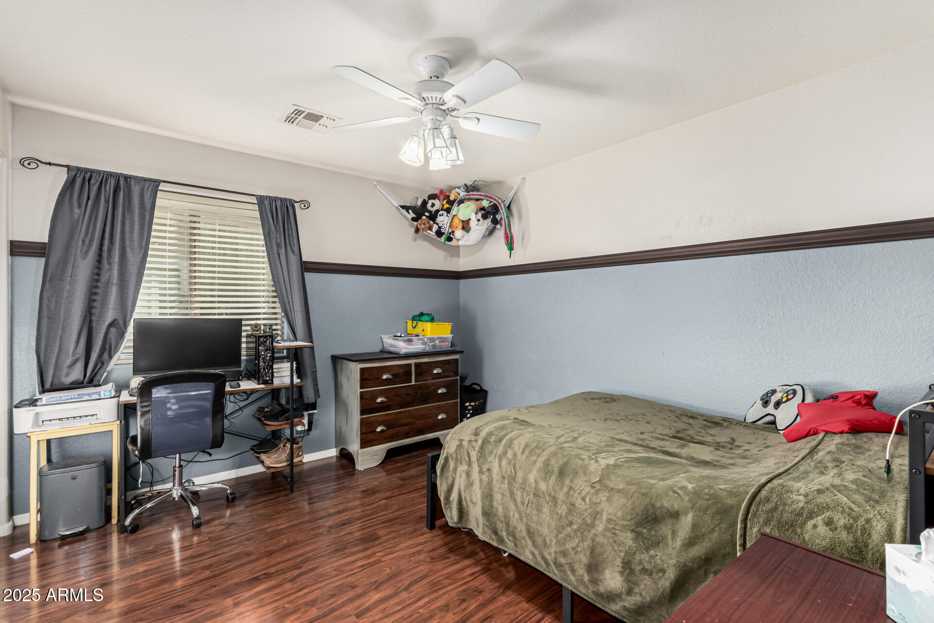 17634 West Hearn Road Surprise, AZ 85388 - Photo 23 of 37 23 Hearn