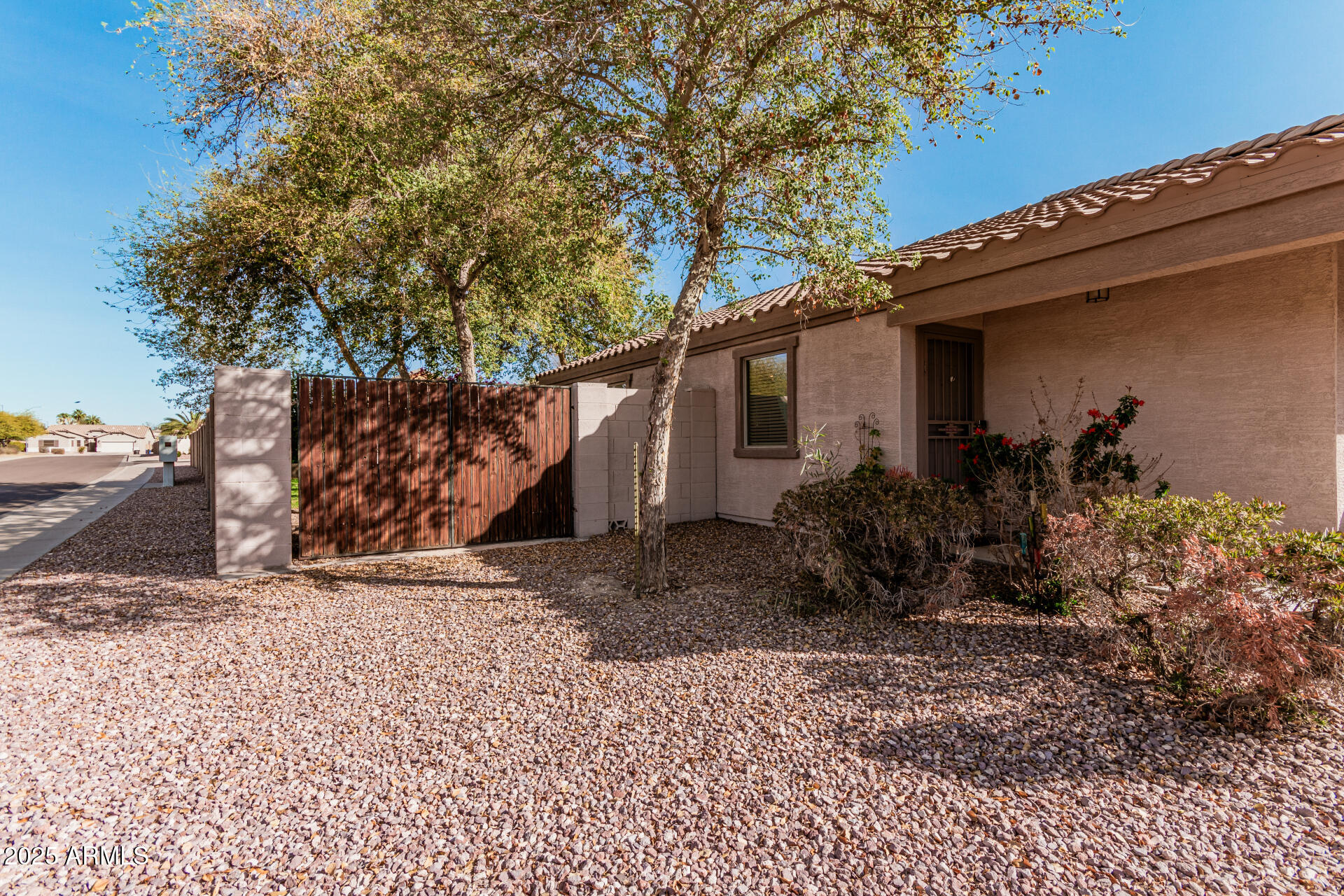 17634 West Hearn Road Surprise, AZ 85388 - Photo 37 of 37 37 Hearn