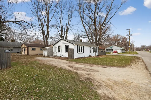 $79,900 | 2120 Belden Street, Rockford, IL 61101