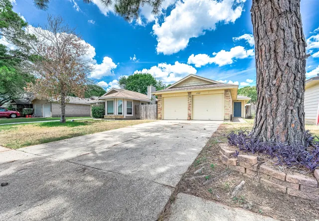 $1,875 | 11918 Westwold Drive, Tomball, TX 77377