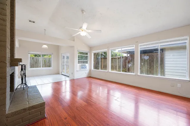 $1,875 | 11918 Westwold Drive, Tomball, TX 77377