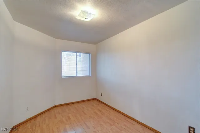 $1,300 | 519 Kristin Lane, Henderson, NV 89011