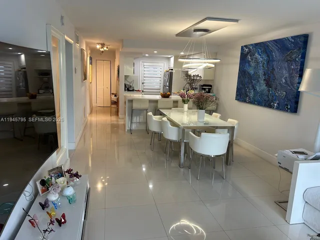 $3,950 | 251 Galen Drive, Unit 116E, Key Biscayne, FL 33149