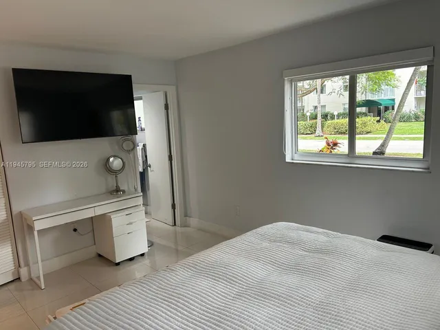 $3,950 | 251 Galen Drive, Unit 116E, Key Biscayne, FL 33149