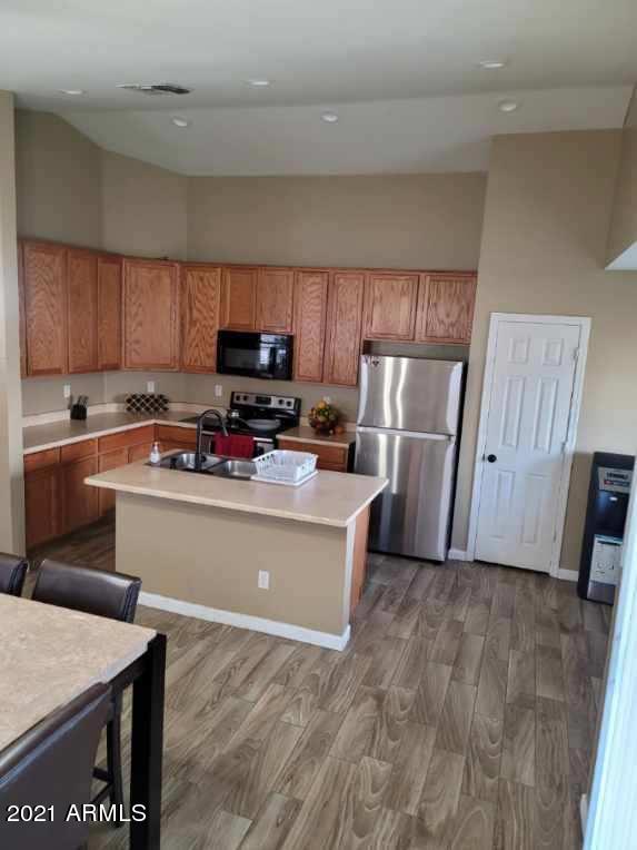 8316 West Crown King Road Tolleson, AZ 85353 - Photo 3 of 36 99633BDA-B06D-48DC-A4F7-B6CA2C463C10