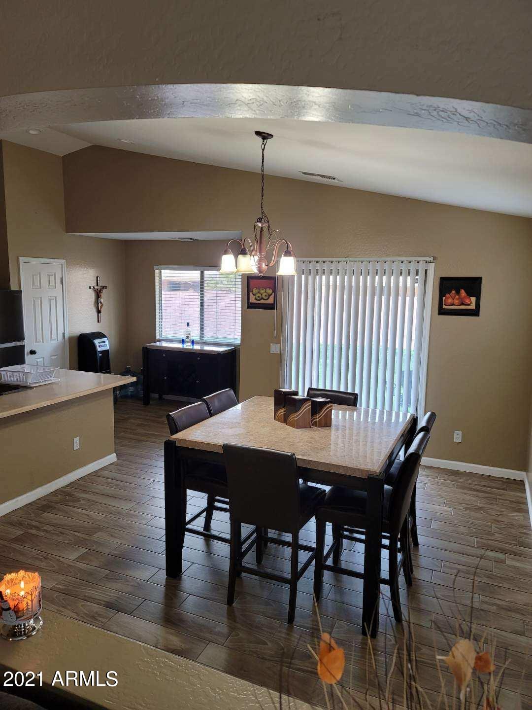 8316 West Crown King Road Tolleson, AZ 85353 - Photo 9 of 36 A9E5BB9E-687B-4298-A70B-F414236DCC85